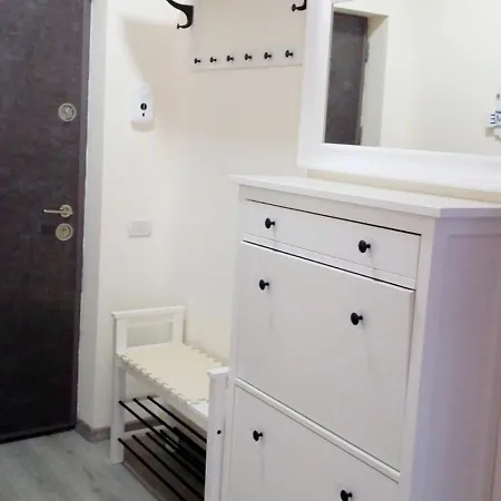 Elenis-apartament Langa Mare *